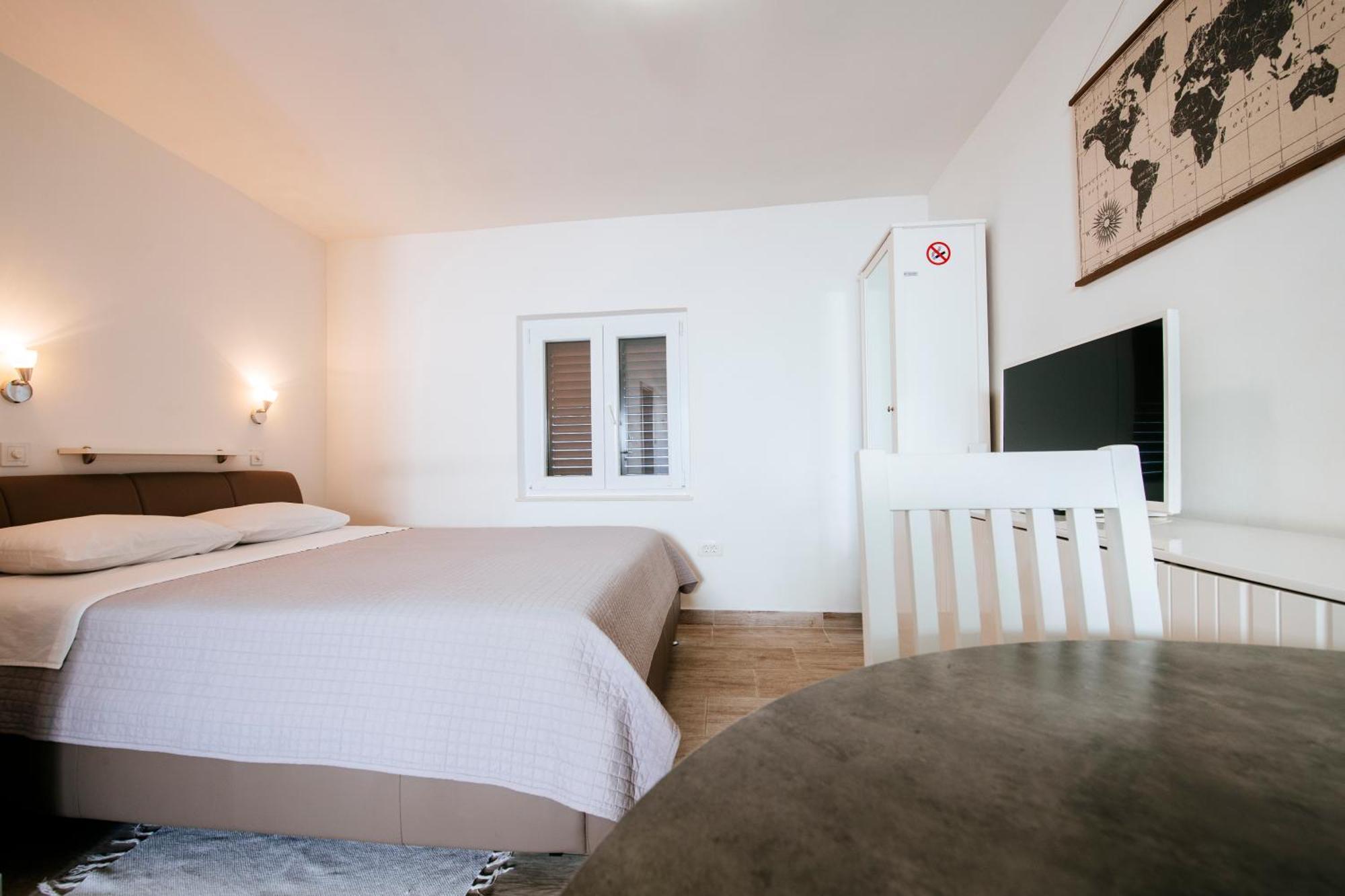 Apartmani Ema Zadar Exterior foto