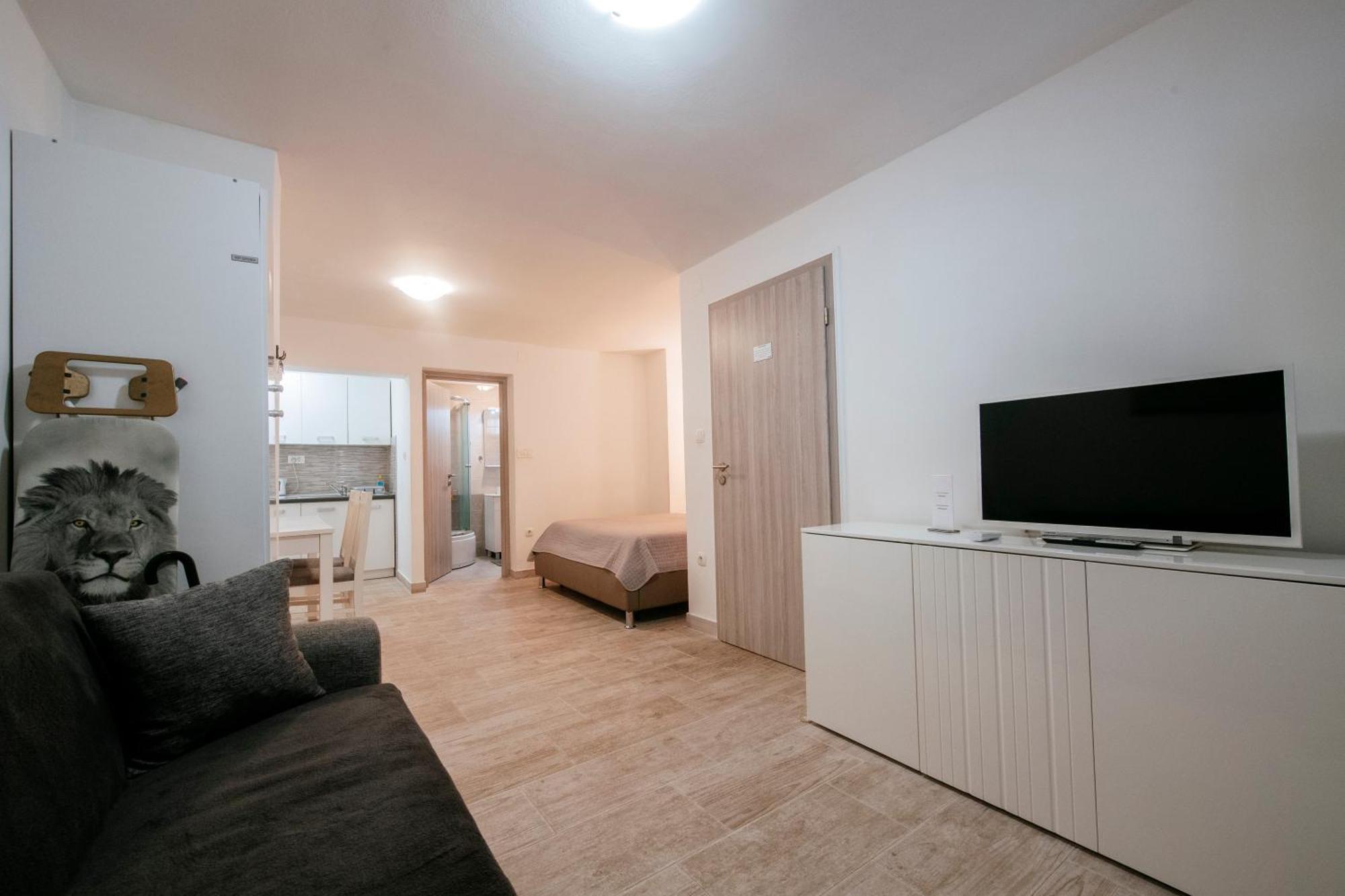 Apartmani Ema Zadar Exterior foto